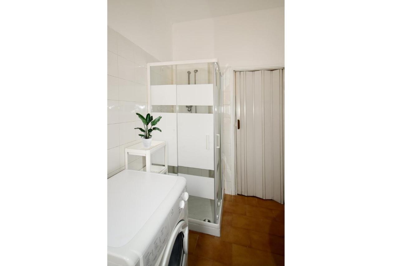 San Siro-Duomo Wi-Fi & Netflix Apartment Милано Екстериор снимка