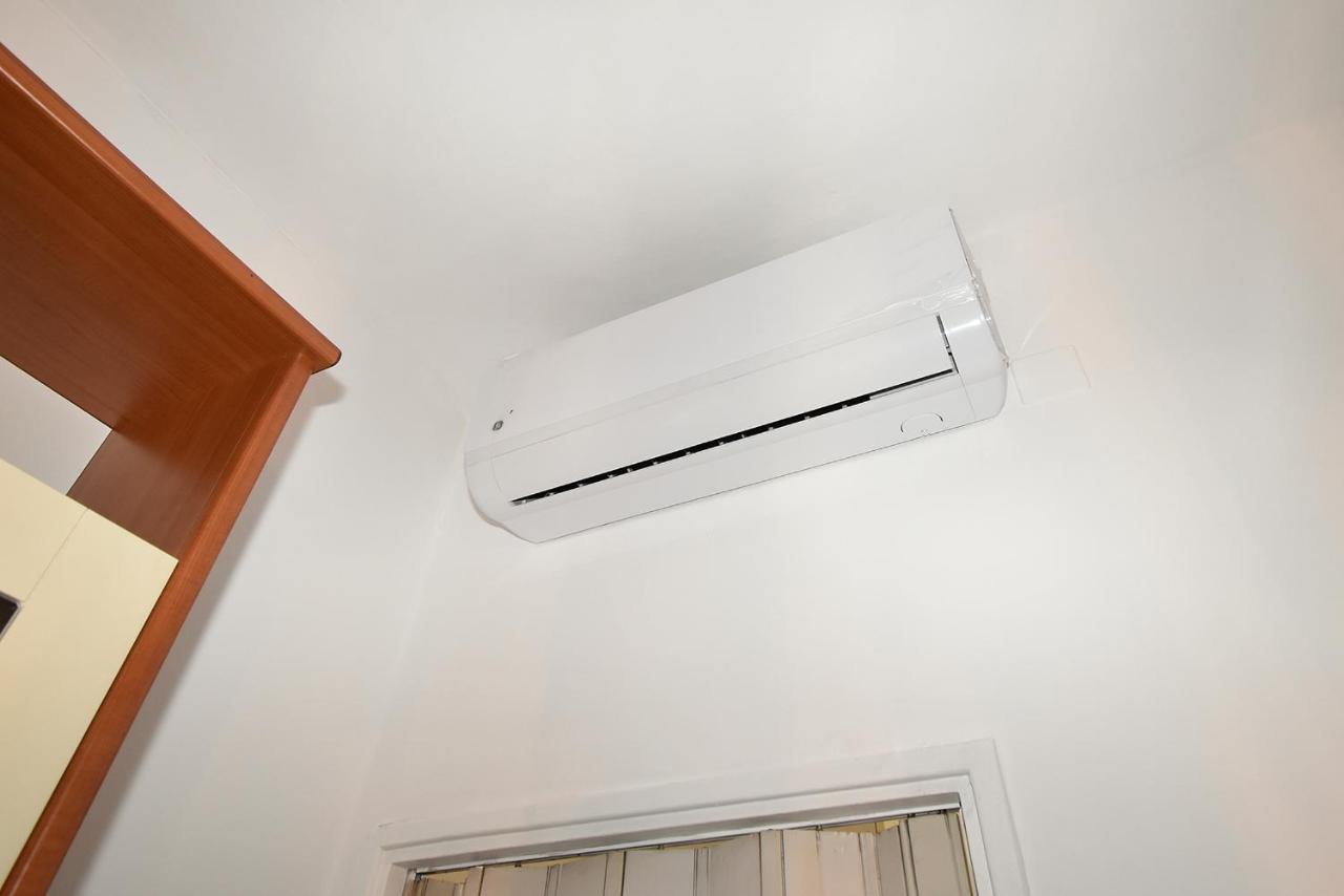 San Siro-Duomo Wi-Fi & Netflix Apartment Милано Екстериор снимка
